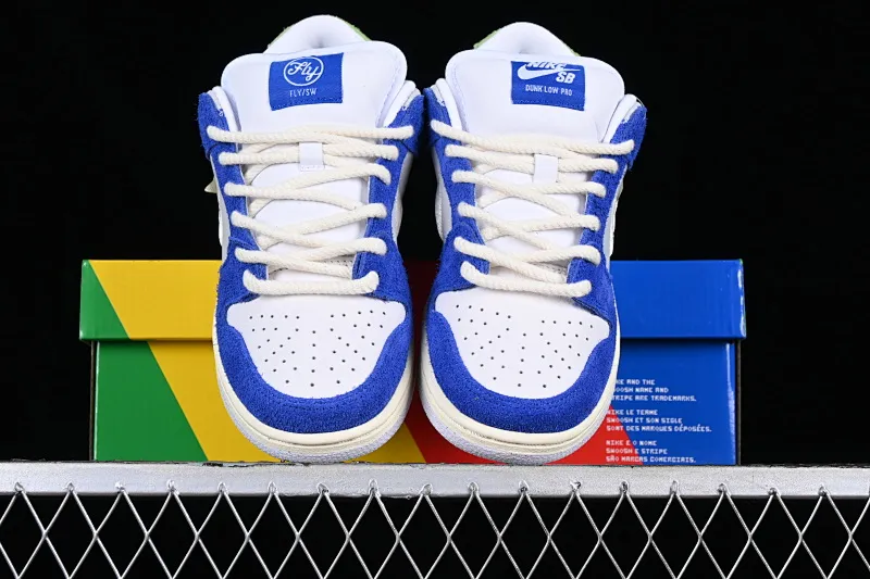 All categories Nk SB Dunk series Nk SB Dunk Low low-top sneakers F version Fly Streetwear x Nk SB Dunk Low joint model SB dunk series low-top casual sports skateboard shoes DQ5130-400